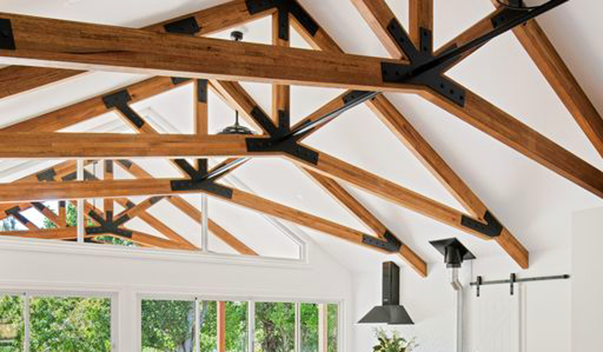 Luxury custom home with vaulted roof trusses in West Plano and Frisco